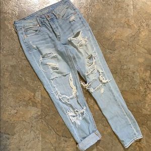 American eagle Junior’s boyfriend jeans